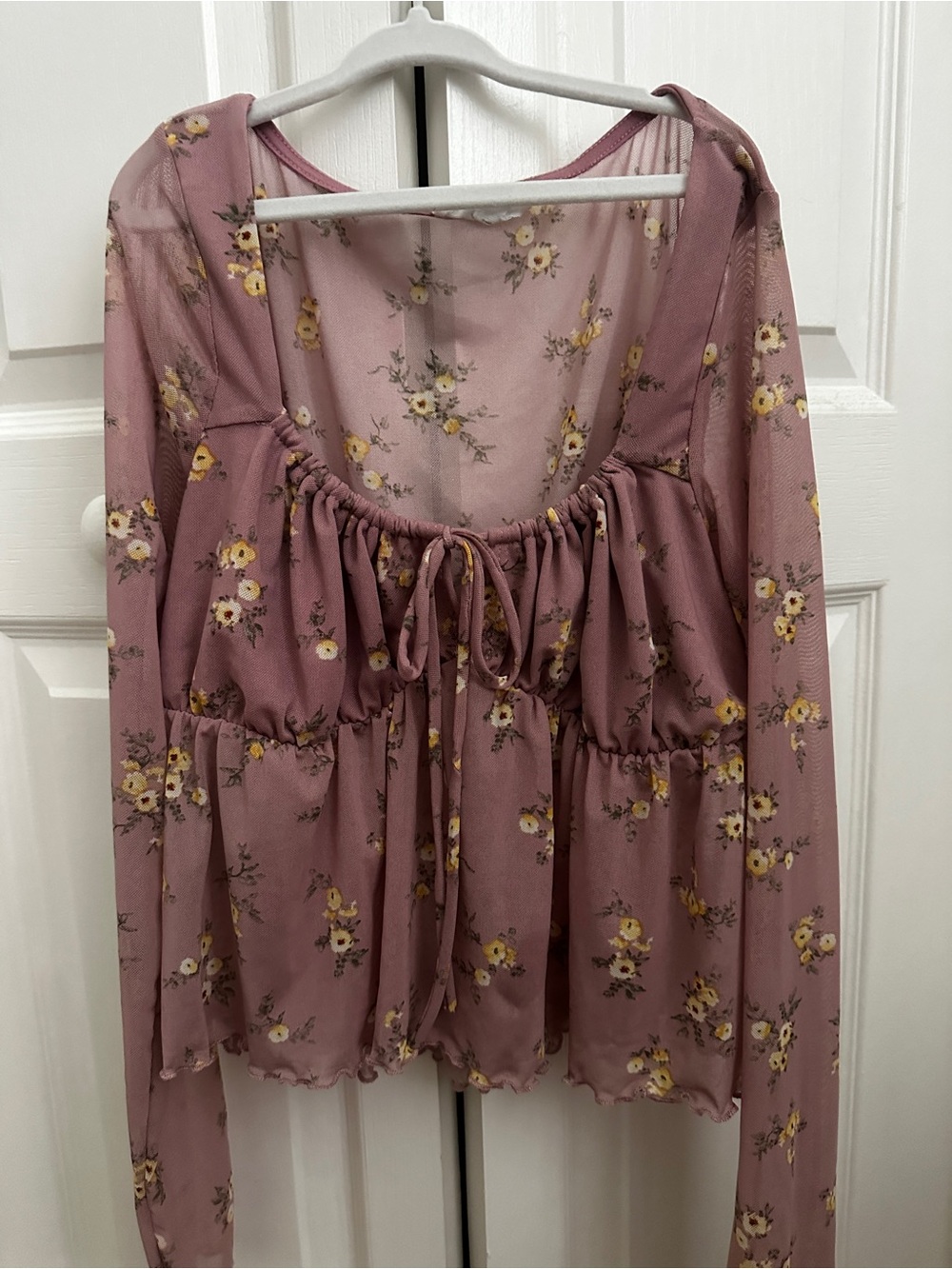 Live in the Moment Women's Floral Peplum Mesh Blouse - Mauve Pink